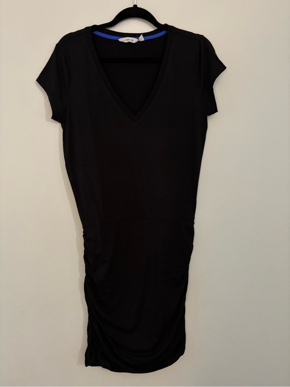 NWOT Athleta black ruched v-neck dress - medium